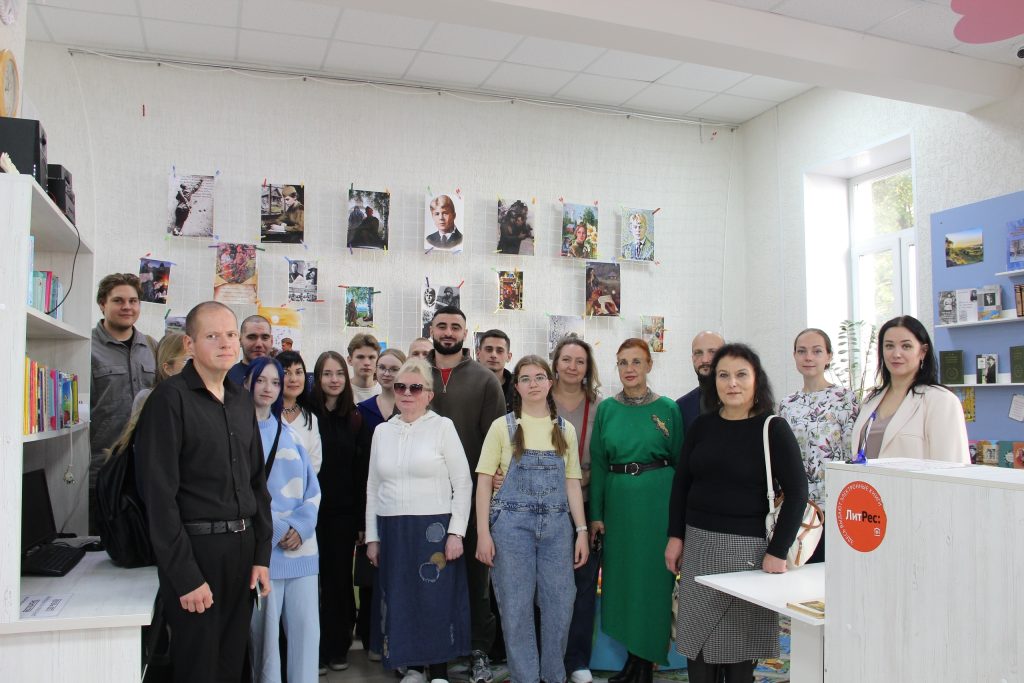 Экспозиция в библиотеке им С.А. Есенина.